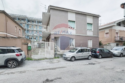 Foto Casa indipendente in Via Gallero, Pescara Tiburtina di 316 m²