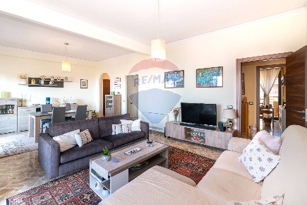 Foto Appartamento in Via Carnazza, Catania Canalicchio Tivoli di 146 m²