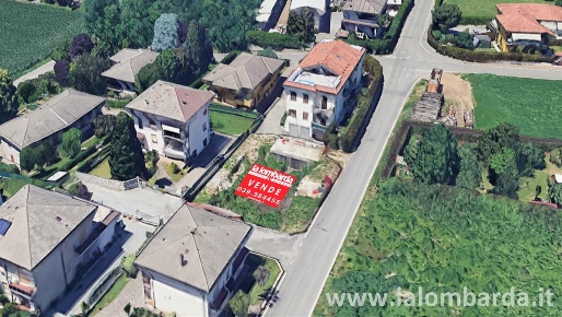 Foto Terreno edificabile in Via Grigna, Figino Serenza Centro di 882 m²