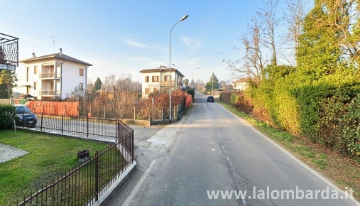 Foto Terreno edificabile in Via Grigna, Figino Serenza Centro di 882 m²