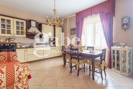 Foto Appartamento in Via Napoli 210, Mugnano di Napoli Centro di 90 m²