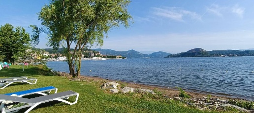 Foto Appartamento a Arona Centro di 120 m² con 4 locali in vendita