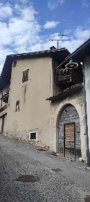 Foto Rustico a Nogaredo di 150 m² con 4 locali in vendita