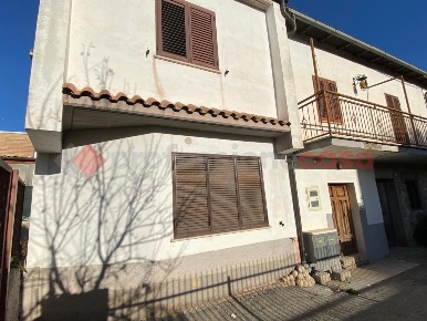 Foto Case indipendenti in Via Roma 1, Avezzano Centro di 160 m² in affitto