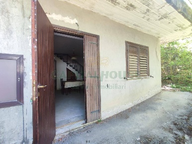 Foto Casa indipendente a Avellino Quattrograna, Bellizzi, Sant'Oronzo