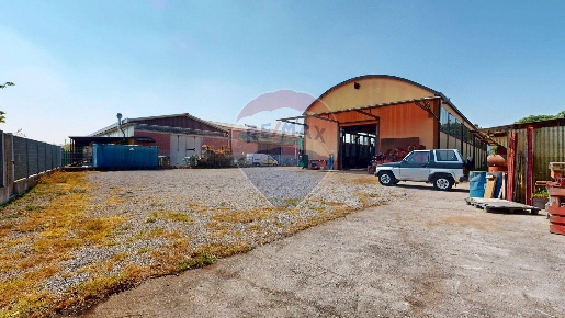 Foto Capannone industriale a Limena Centro di 900 m² in vendita