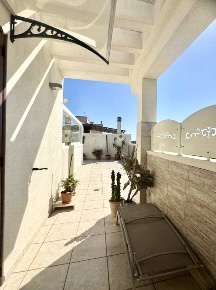 Foto Attico in Via San Pompilio Maria Pirrotti, Lecce di 110 m² in vendita