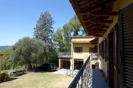 Foto Rustico in via Umberto I, San Marzano Oliveto Centro di 425 m²