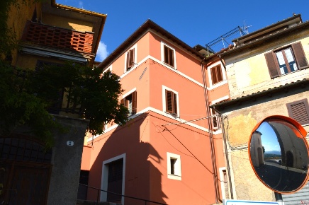 Foto Appartamento in Via Porta Romana, Paliano Centro di 144 m² in vendita