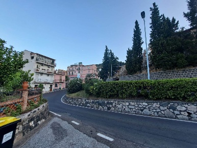 Foto Hotel in Via Porta Pasquale, Taormina Centro di 150 m² con 6 locali