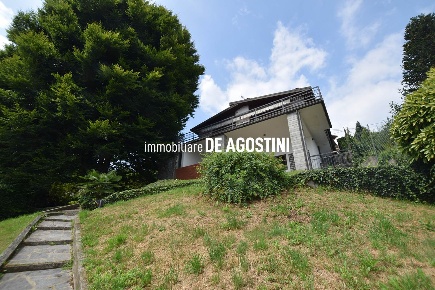 Foto Casa indipendente in Via Gemelli  10, Colazza di 225 m² con 5 locali