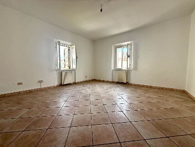 Foto Appartamento in Via Bruno Buozzi 30, Cecina Cecina Centro di 100 m²