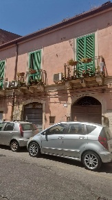 Foto Casa indipendente in CONSOLARE VALERIA 82, Messina di 100 m²