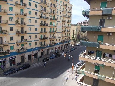 Foto Ufficio a Napoli Posillipo di 90 m² con 3 locali in affitto