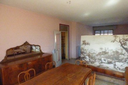 Foto Appartamento a Pisa San Francesco di 115 m² con 5 locali in vendita