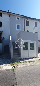Foto Casa indipendente a Lucca San Pietro a Vico - San Cassiano di 126 m²