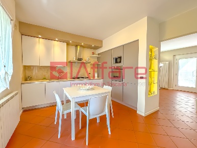 Foto Appartamento a Massa e Cozzile di 85 m² con 3 locali in vendita