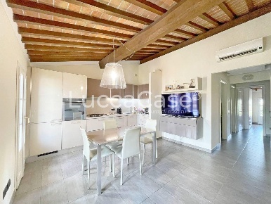 Foto Appartamento a Capannori Centro di 80 m² con 4 locali in vendita