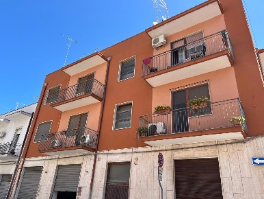 Foto Appartamento in Via Cicerone 4, Brindisi Commenda di 79 m² in vendita