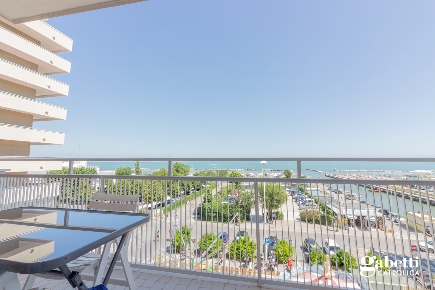 Foto Appartamento a Cattolica di 100 m² con 3 locali in vendita
