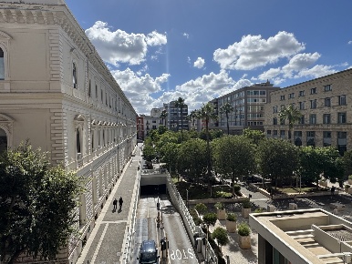 Foto Appartamento in Via nicolai 29, Bari Murat di 110 m² con 3 locali