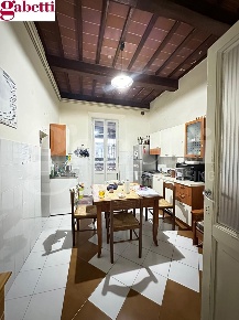 Foto Appartamento a Siena Fuori Porta Camollia di 156 m² con 8 locali