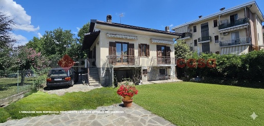Foto Villa unifamiliare in villaggio san giacomo, Pinerolo Riva di Pinerolo