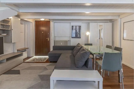 Foto Appartamento in Via Desenzano 7, Milano Gambara di 65 m² con 2 locali