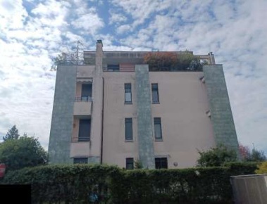 Foto Appartamento in Via Filippo Meda, Mariano Comense Centro di 249 m²
