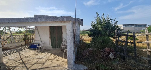 Foto Terreno agricolo in Zona Pipini, San Donaci di 1000 m² in vendita