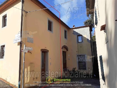 Foto Appartamento a Lamporecchio di 83 m² con 5 locali in vendita