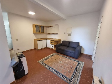 Foto Appartamento a Sarzana di 65 m² con 4 locali in affitto