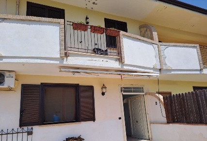 Foto Appartamento in VIA BARILONE 20, Fondi di 50 m² con 4 locali