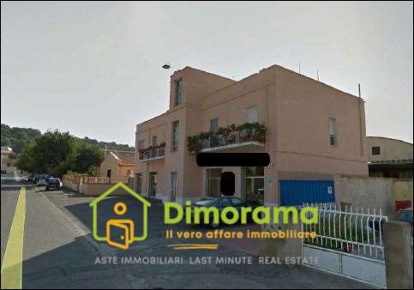 Foto Negozio in Via Trexenta 3 09013 Carbonia SU Italia, Carbonia Centro
