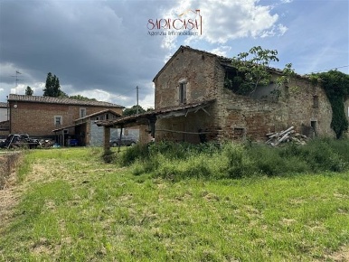 Foto Casa indipendente a Bagnacavallo di 247 m² con 4 locali in vendita