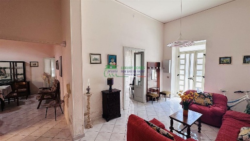 Foto Appartamento in VIA PALERMO, Vittoria Scoglitti di 125 m² con 4 locali
