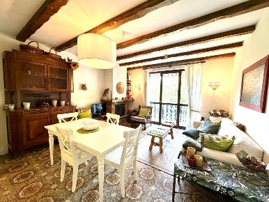 Foto Appartamento in via milano 8, Casargo Centro di 60 m² con 3 locali