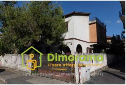 Foto Appartamento in Via Salaria 259, Monterotondo Monterotondo Scalo