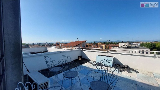 Foto Appartamento in Via Giardini  607, Modena di 60 m² con 1 locali