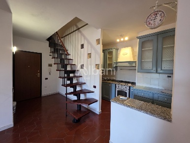 Foto Attico a Bolano Ceparana Carpena di 85 m² con 4 locali in vendita