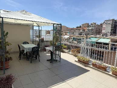 Foto Appartamento a Sanremo di 60 m² con 3 locali in vendita