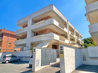 Foto Appartamento in VIA GORLAGO, Roma di 46 m² con 2 locali in vendita