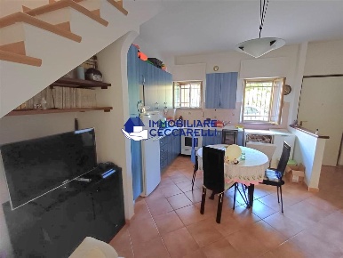 Foto Villa a schiera a Massa Marina di Massa Centro di 70 m² con 2 locali