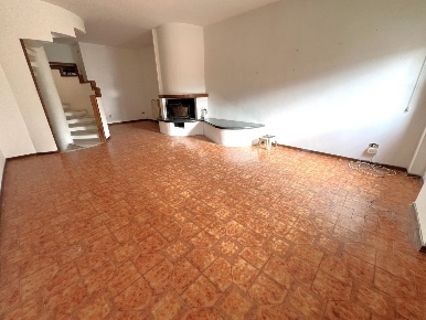 Foto Villa a schiera a Cascina Semicentro di 140 m² con 5 locali in vendita