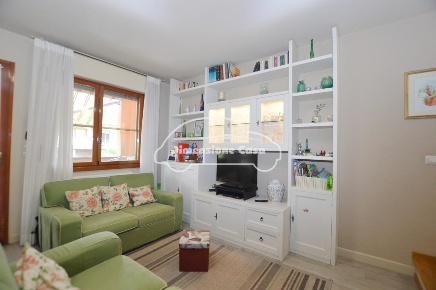 Foto Villa a schiera a Lucca Tempagnano - Picciorana di 120 m² con 6 locali