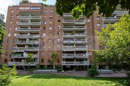 Foto Appartamento in Via Papa Giovanni XXIII, Cologno Monzese Centro