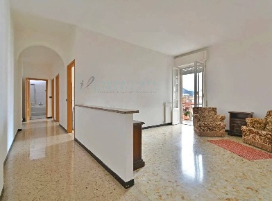 Foto Appartamento in Via Dalmazia, Albenga Centro di 70 m² con 3 locali