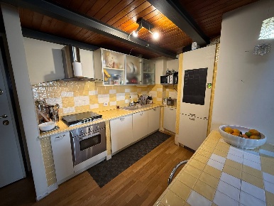 Foto Appartamento in Via Visconti d'oleggio, Fermo Centro di 100 m²
