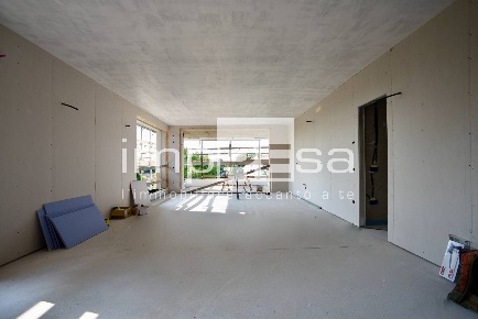 Foto Appartamento in VIA ROTA, Treviso Viale Luzzatti di 203 m² in vendita