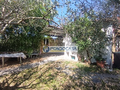 Foto Case semi ndipendenti in via fossone alto, Carrara di 70 m² in vendita